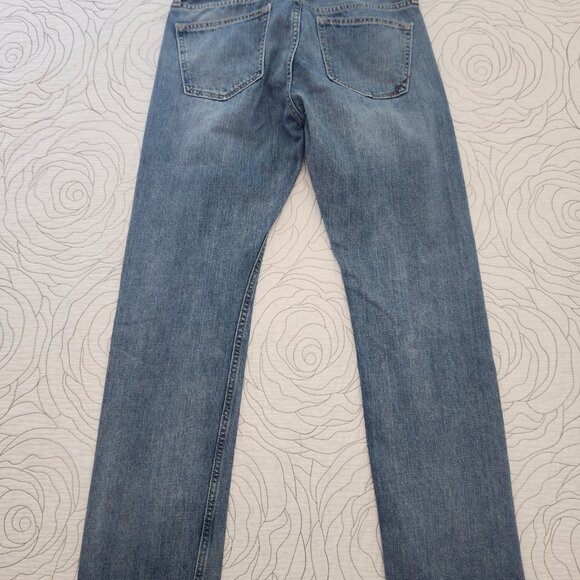 Unisex Slim Fit Blue Jeans w/ Minor Fading - Picture 3 of 10